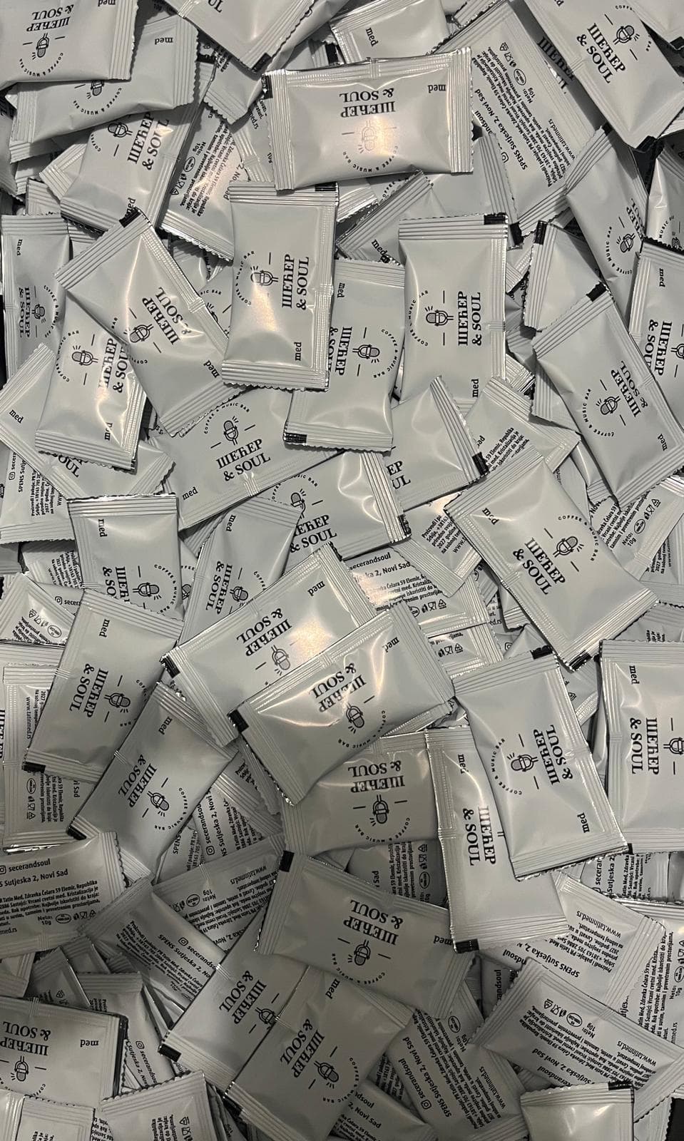 Brendirane kesice meda za hotele